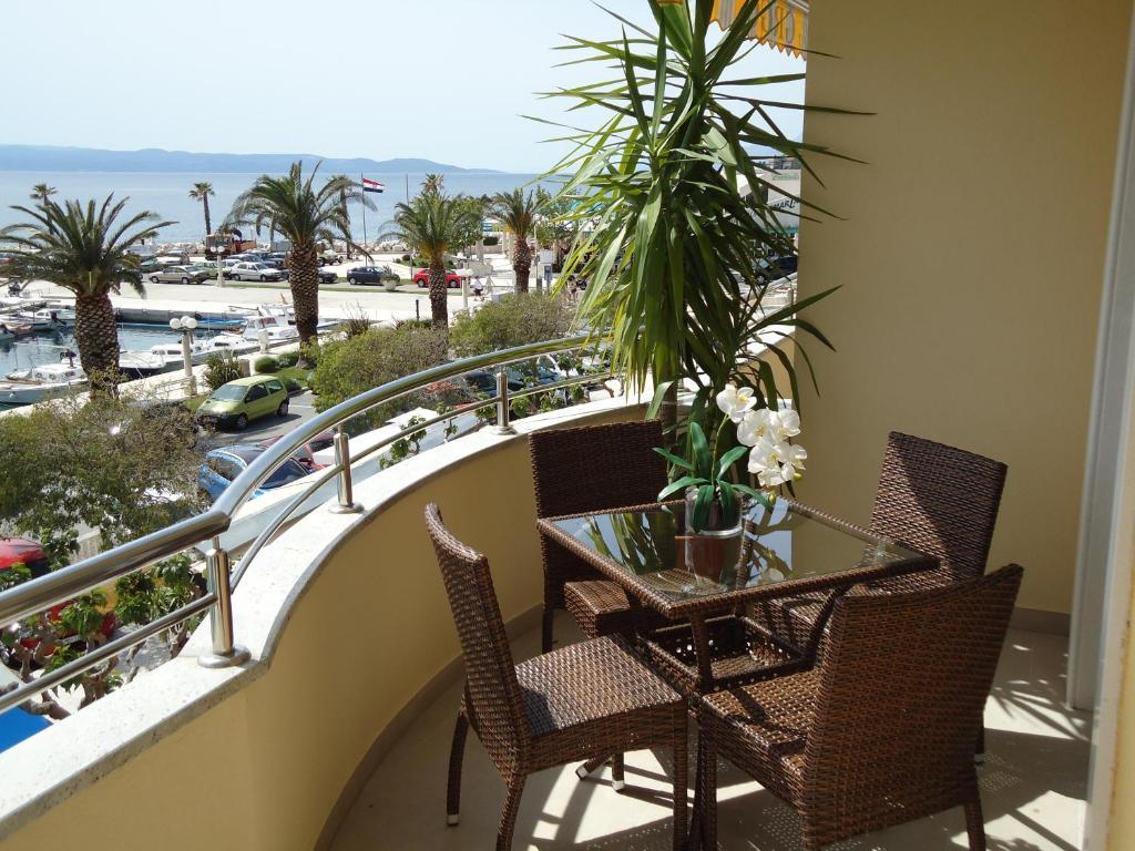 Villa Grgo Apartments Tučepi Kamer foto