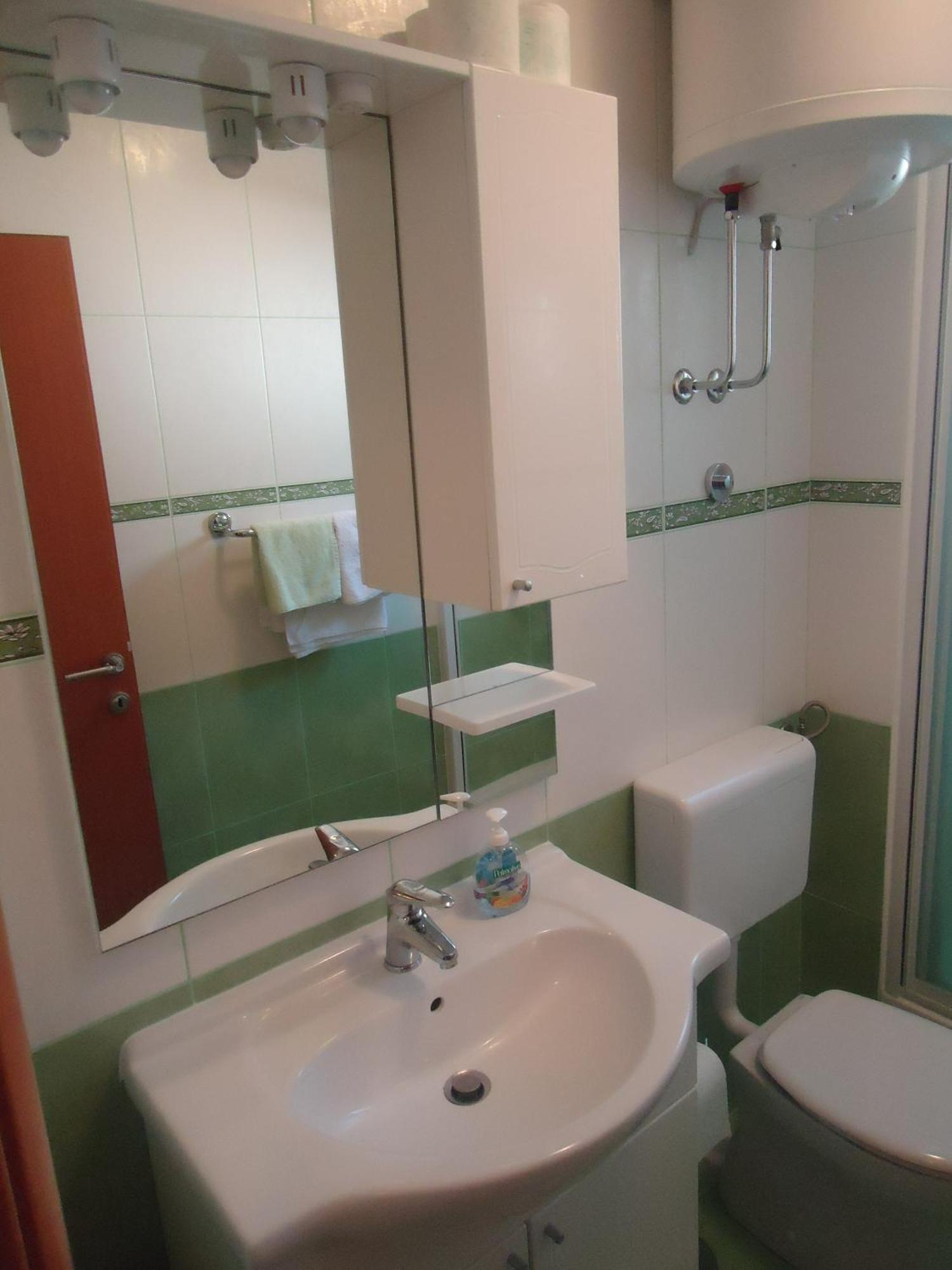 Villa Grgo Apartments Tučepi Buitenkant foto