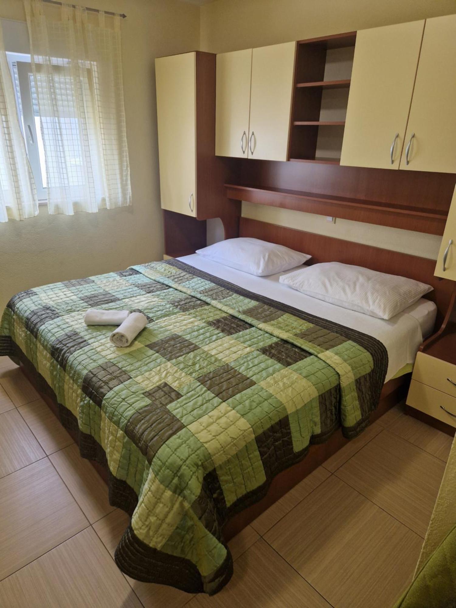 Villa Grgo Apartments Tučepi Buitenkant foto
