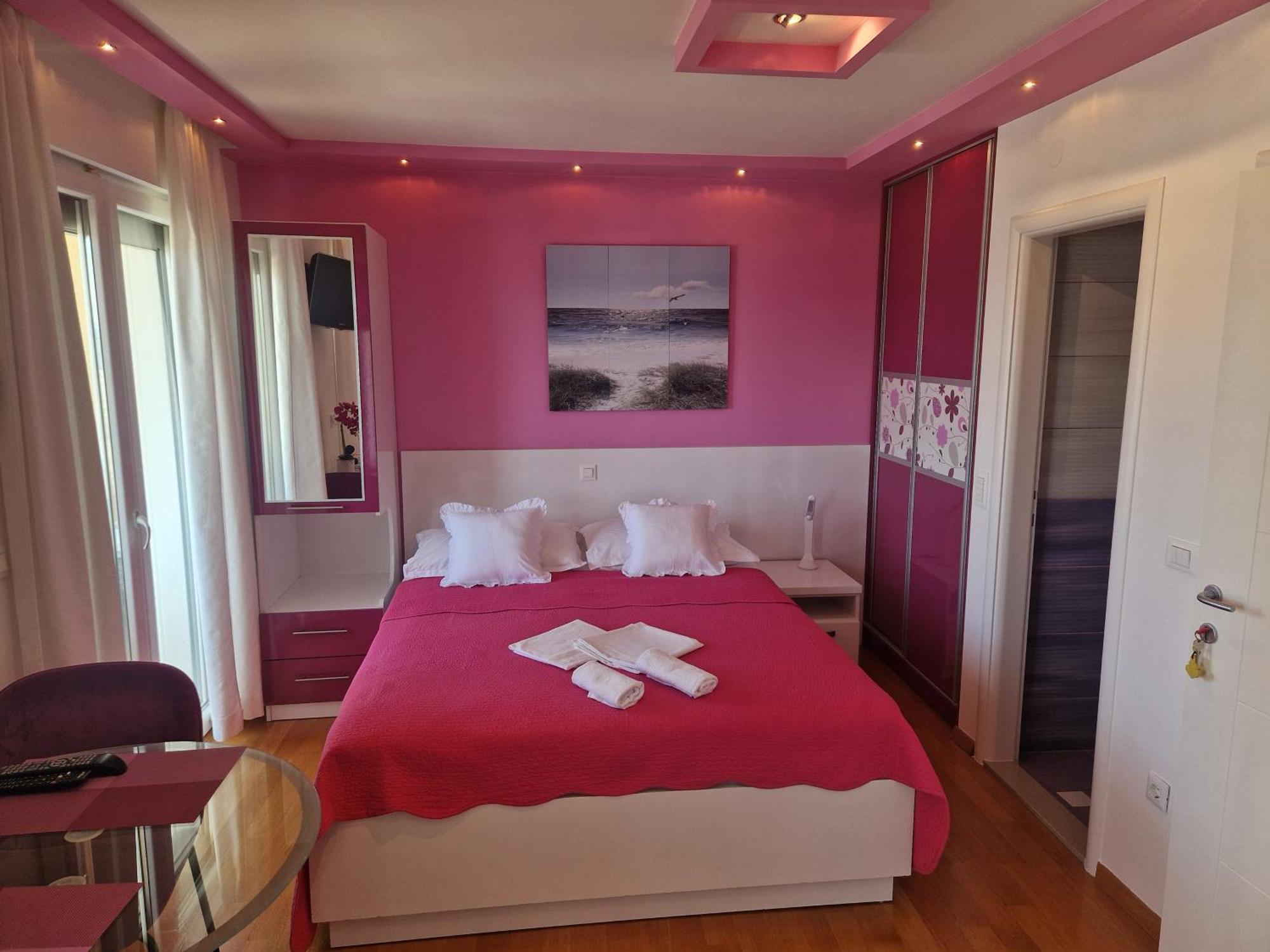 Villa Grgo Apartments Tučepi Buitenkant foto
