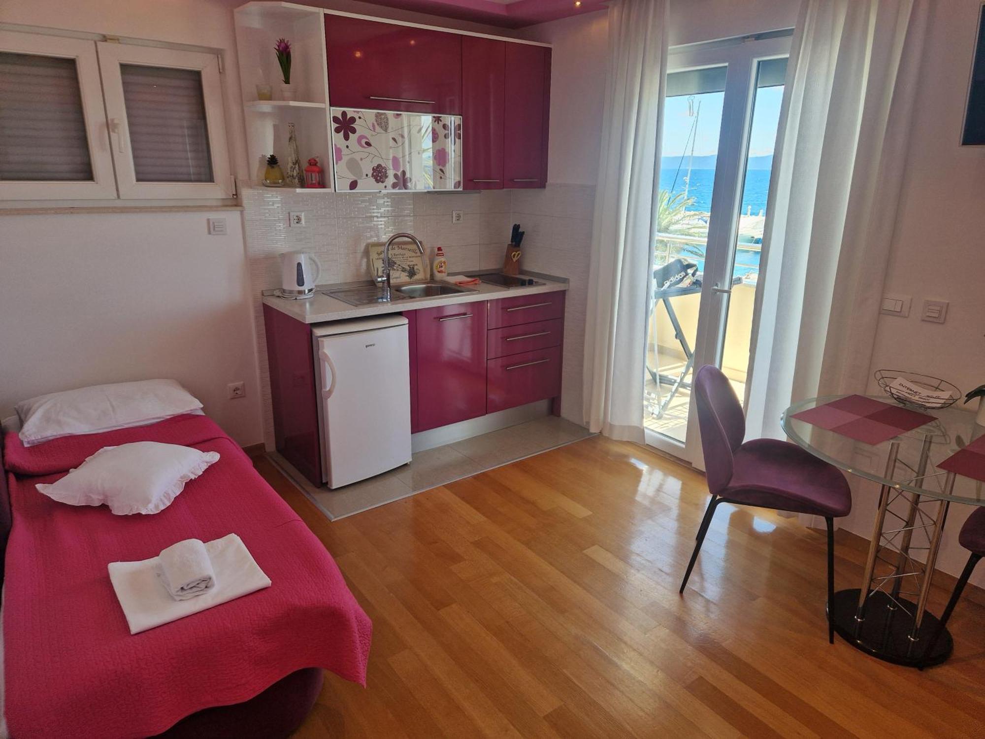 Villa Grgo Apartments Tučepi Buitenkant foto